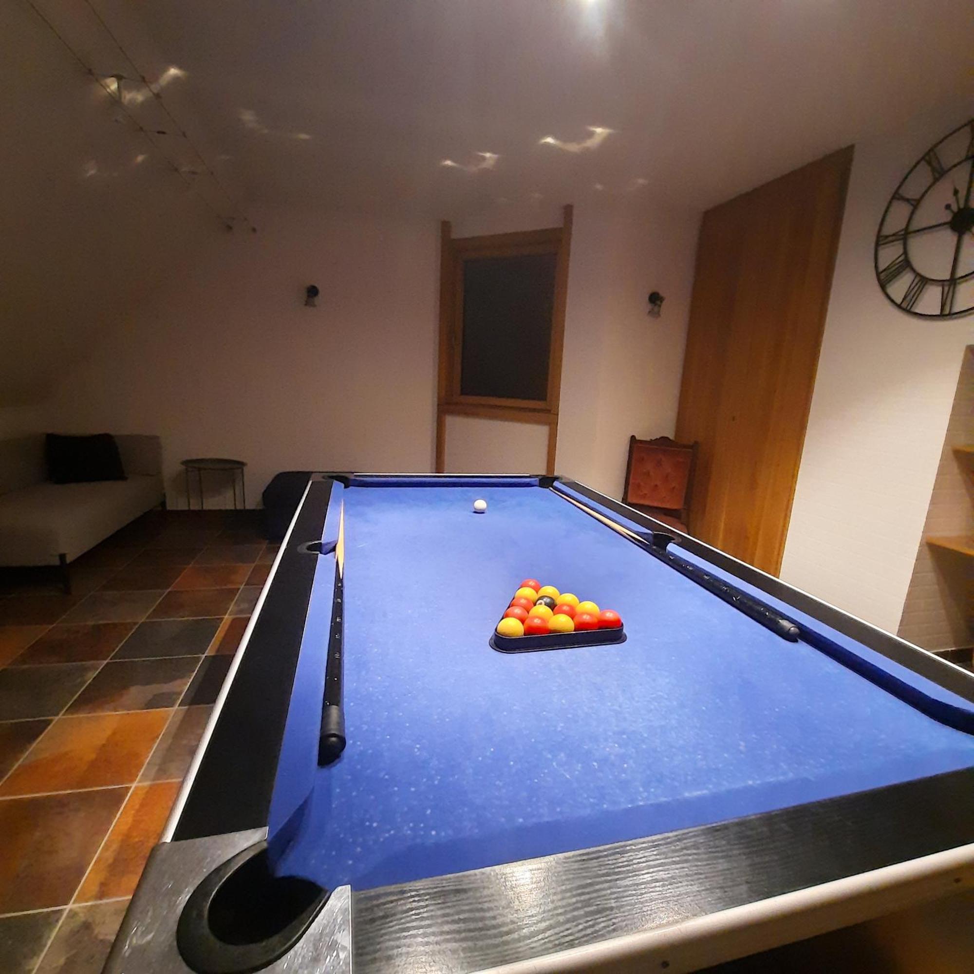 Magnifique Villa Avec Piscine Interieure Saint-Pois Екстериор снимка