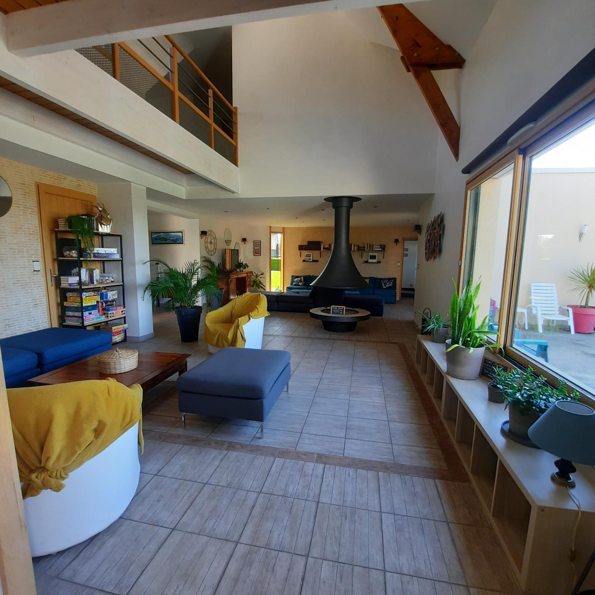 Magnifique Villa Avec Piscine Interieure Saint-Pois Екстериор снимка