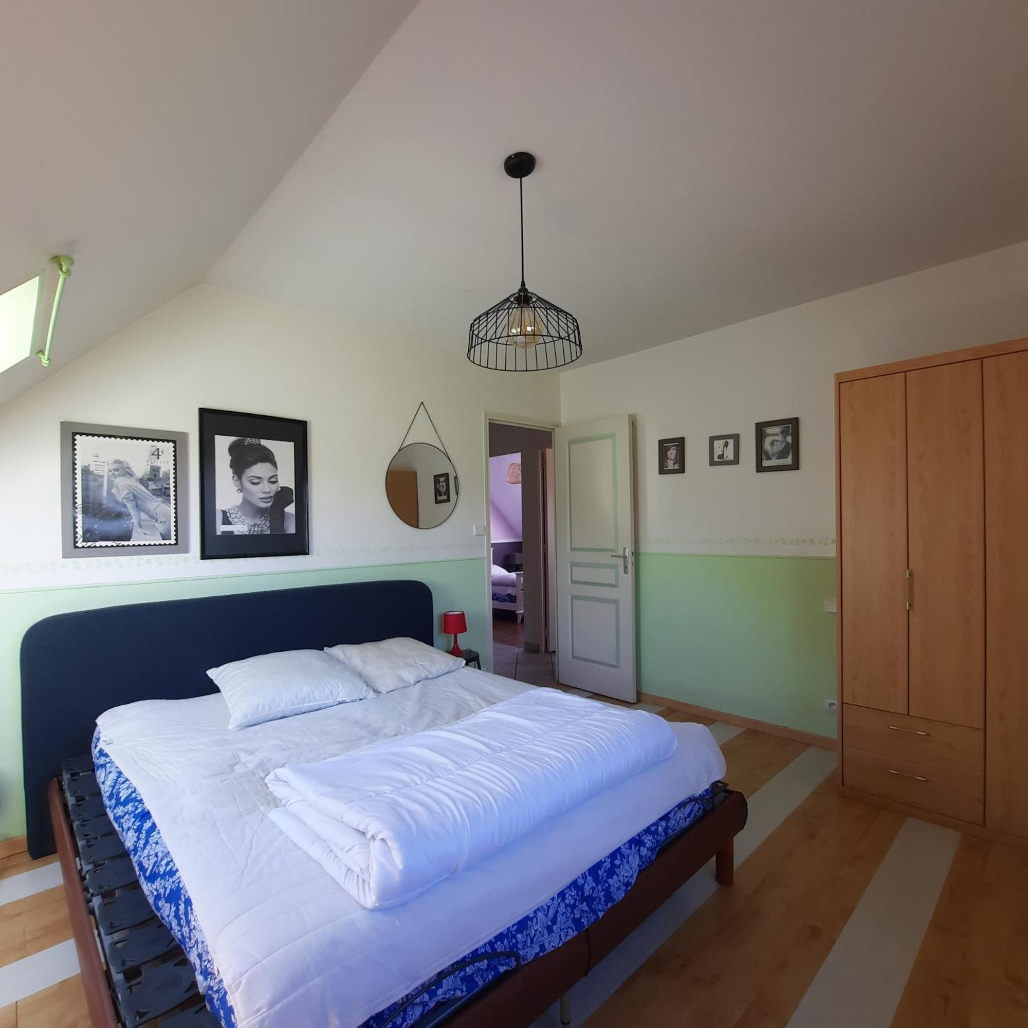 Magnifique Villa Avec Piscine Interieure Saint-Pois Екстериор снимка