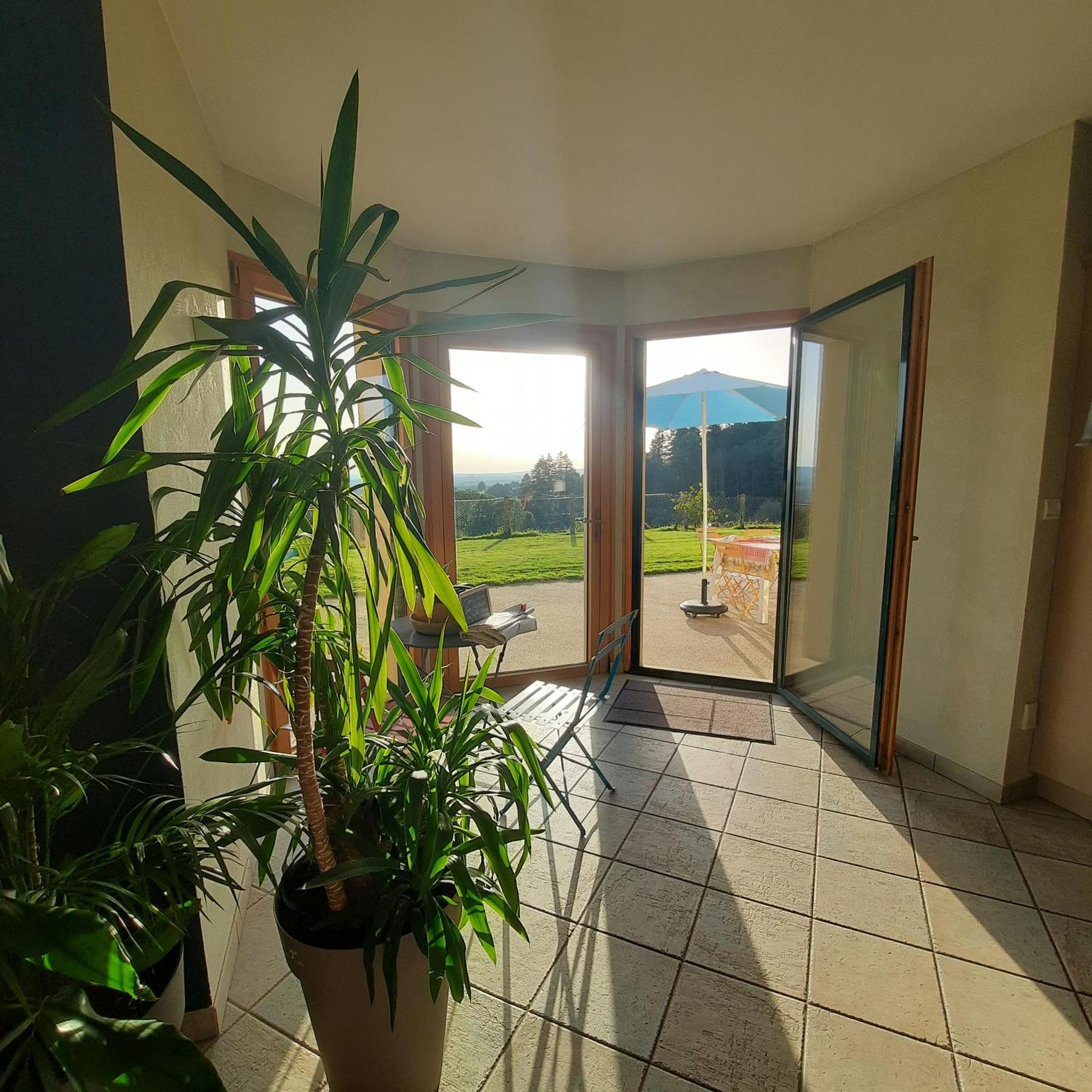 Magnifique Villa Avec Piscine Interieure Saint-Pois Екстериор снимка